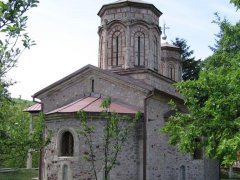 „Хуманост на делу: Самостални синдикат радника предшколског васпитања и образовања Београда и Србије уручили донацију манастиру Света Петка Изворска